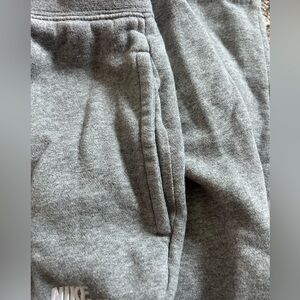 Nike Youth XL sweatpants